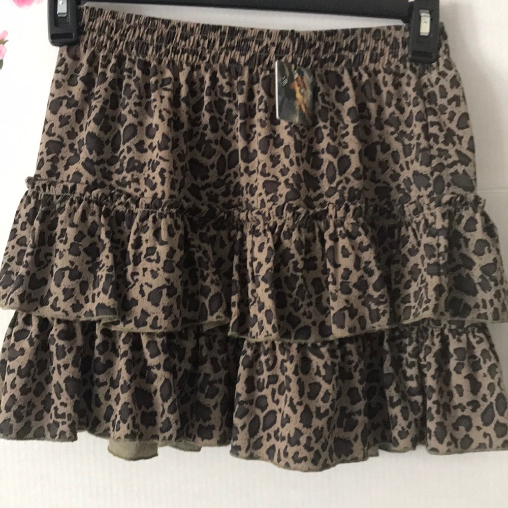 Skirt size small